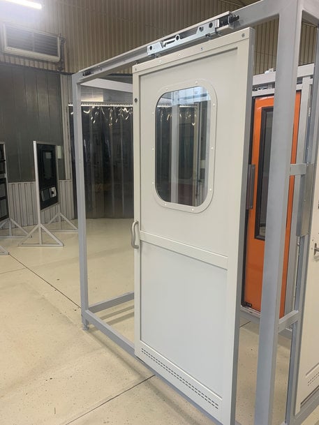 Maximal Sliding Door Performance in Passenger Trains with Miniature Shock Absorbers